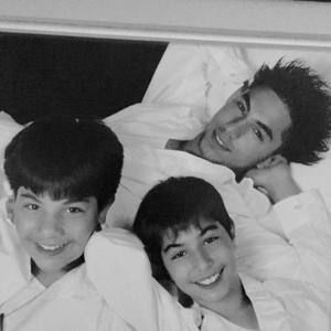 Meet your Posher, Serifa